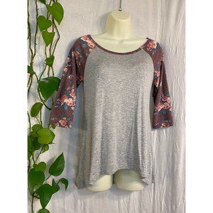 Atticute | NWOT | Floral Baseball Tee